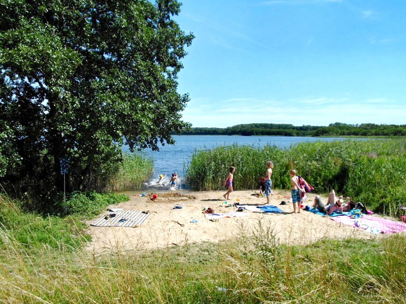 Badestelle am Holzendorfer See